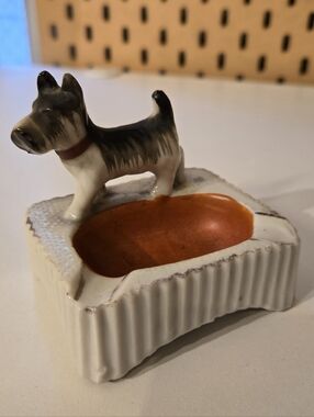 Vintage MCM Scottie Terrier Dog Ashtray Ceramic 2.75” Wide Adorable! RARE!
